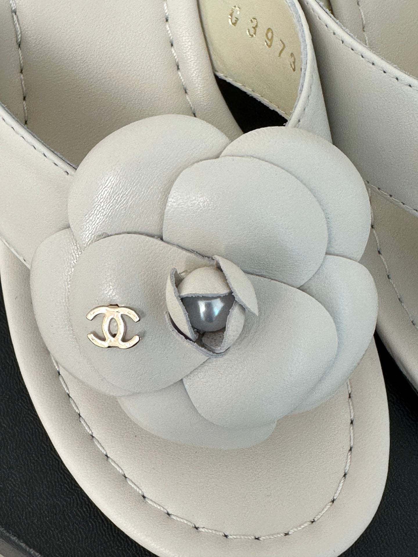 Luxury Shoes Sandals - CHL - 002