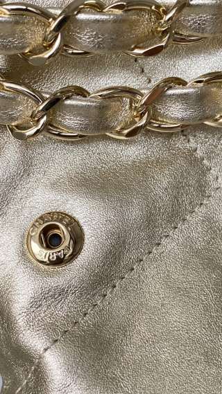 CC Medium Hobo Bag 42Metallic Gold Calfskin