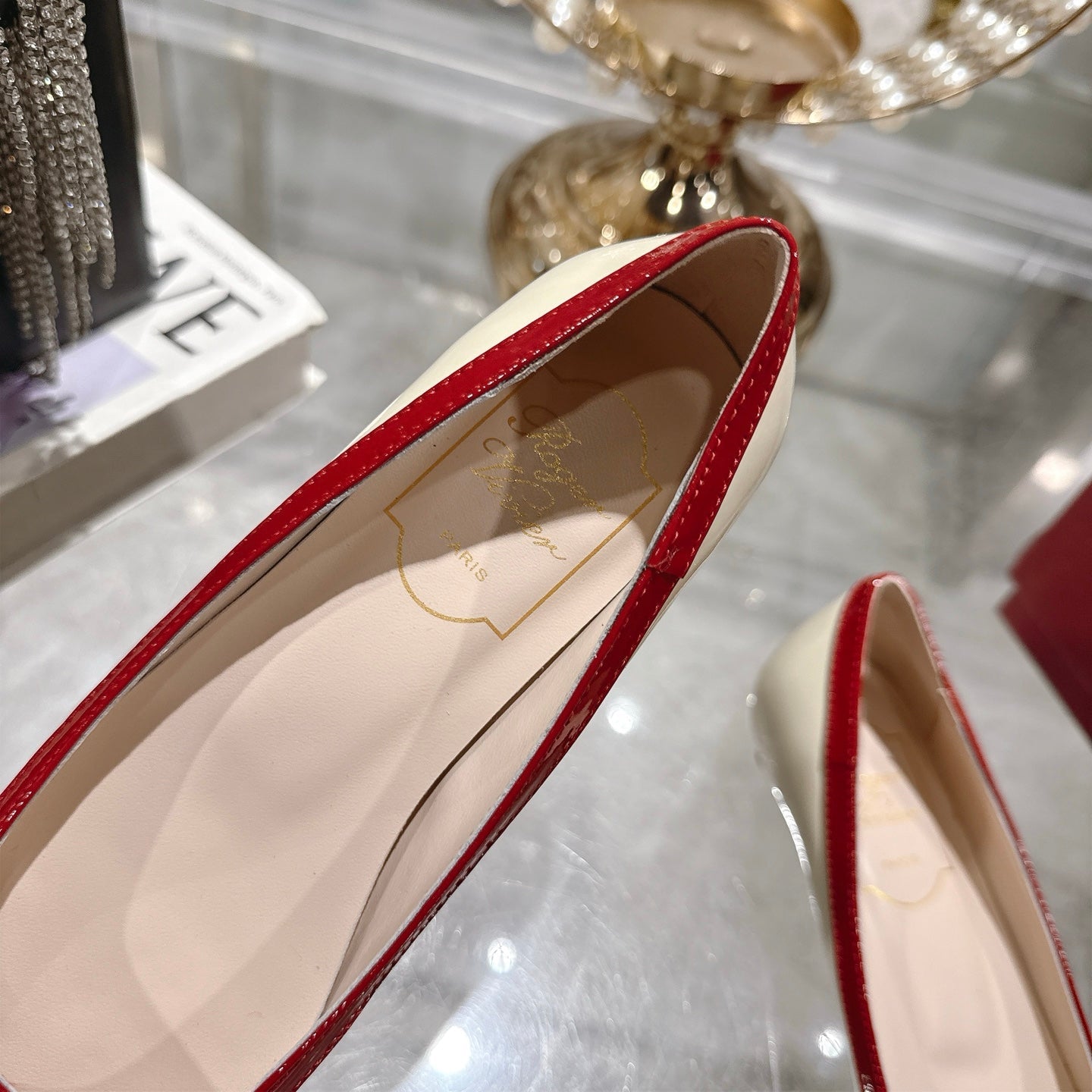 Viv Classic Pumps Beige Cowhide Leather 355497