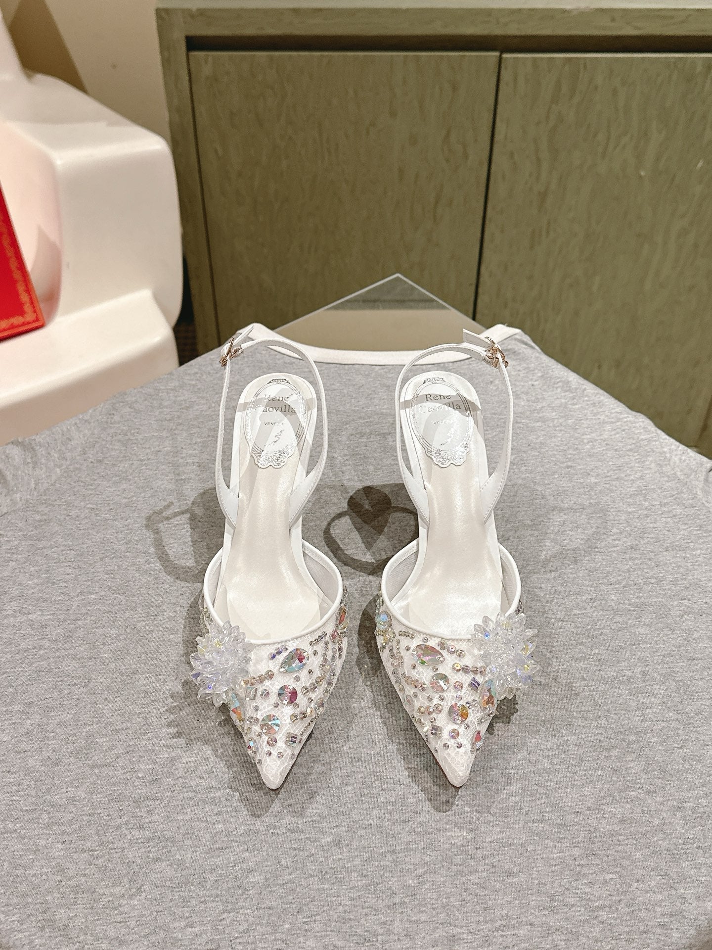 RC 25C Slingback Lace Mesh High Heel 7.5cm White Silk Rhinestones 268082