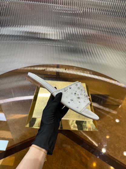 RC 25C Butterfly Flower Sandals Slippers White Sheepskin Rhinestone 275764