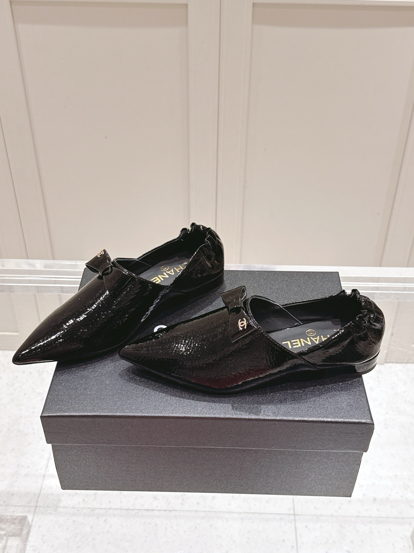 CC 25 Half-Mule Loafers Black Patent Leather 355669