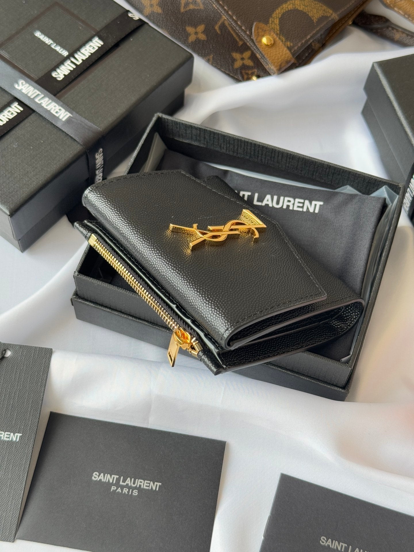 YSL Tri-fold Wallet Black Gold Cowhide 242754