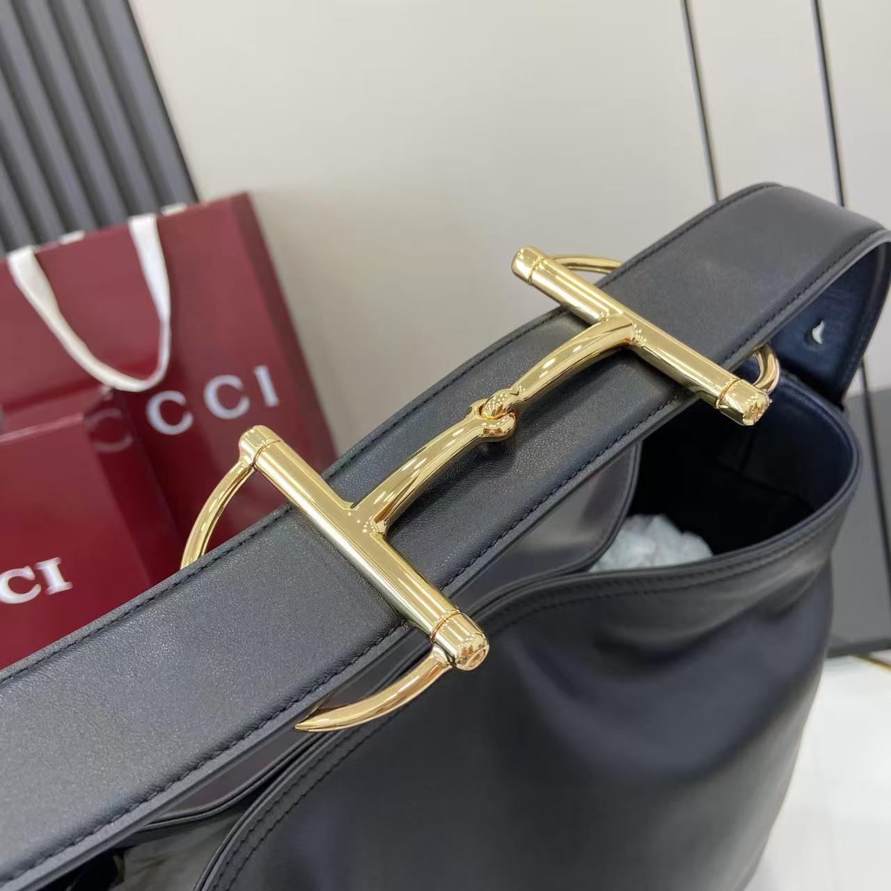 Gucci 25 Beatrix Handbag Black Smooth Cowhide 290511