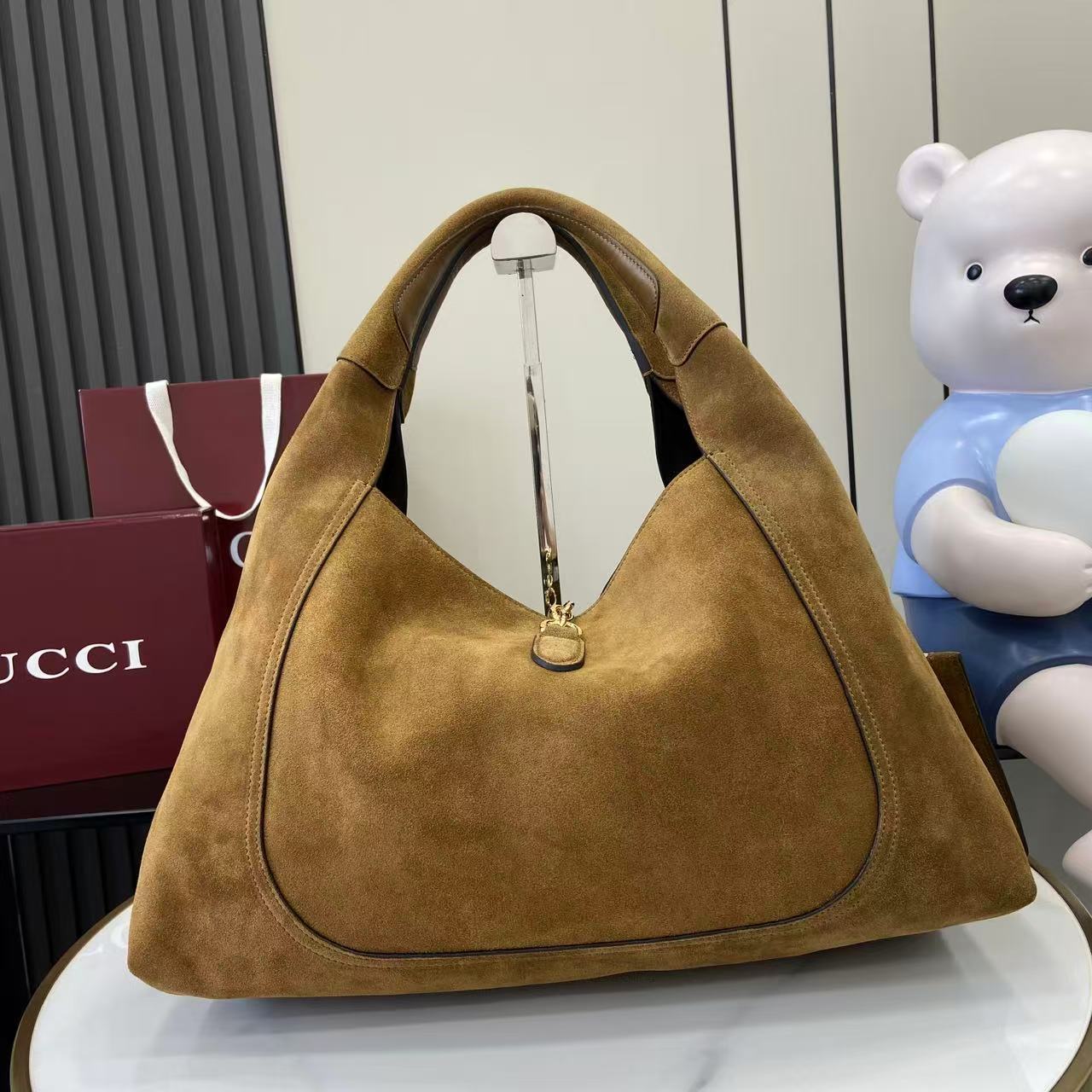 Gucci 25 Softbit Brown Gold Suede Leather 290512