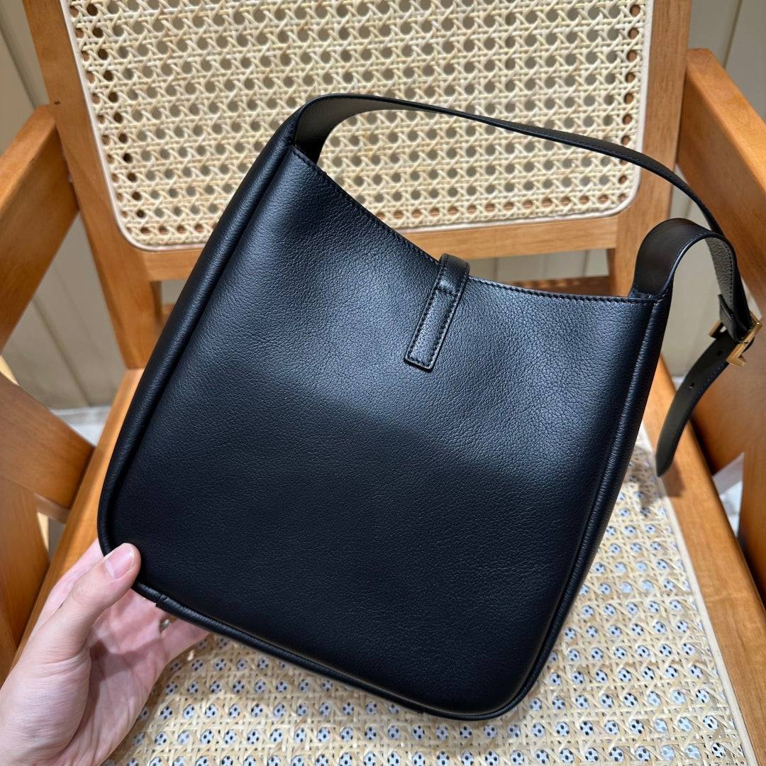 YSL Shoulder Bag 23cm Black Gold Cowhide