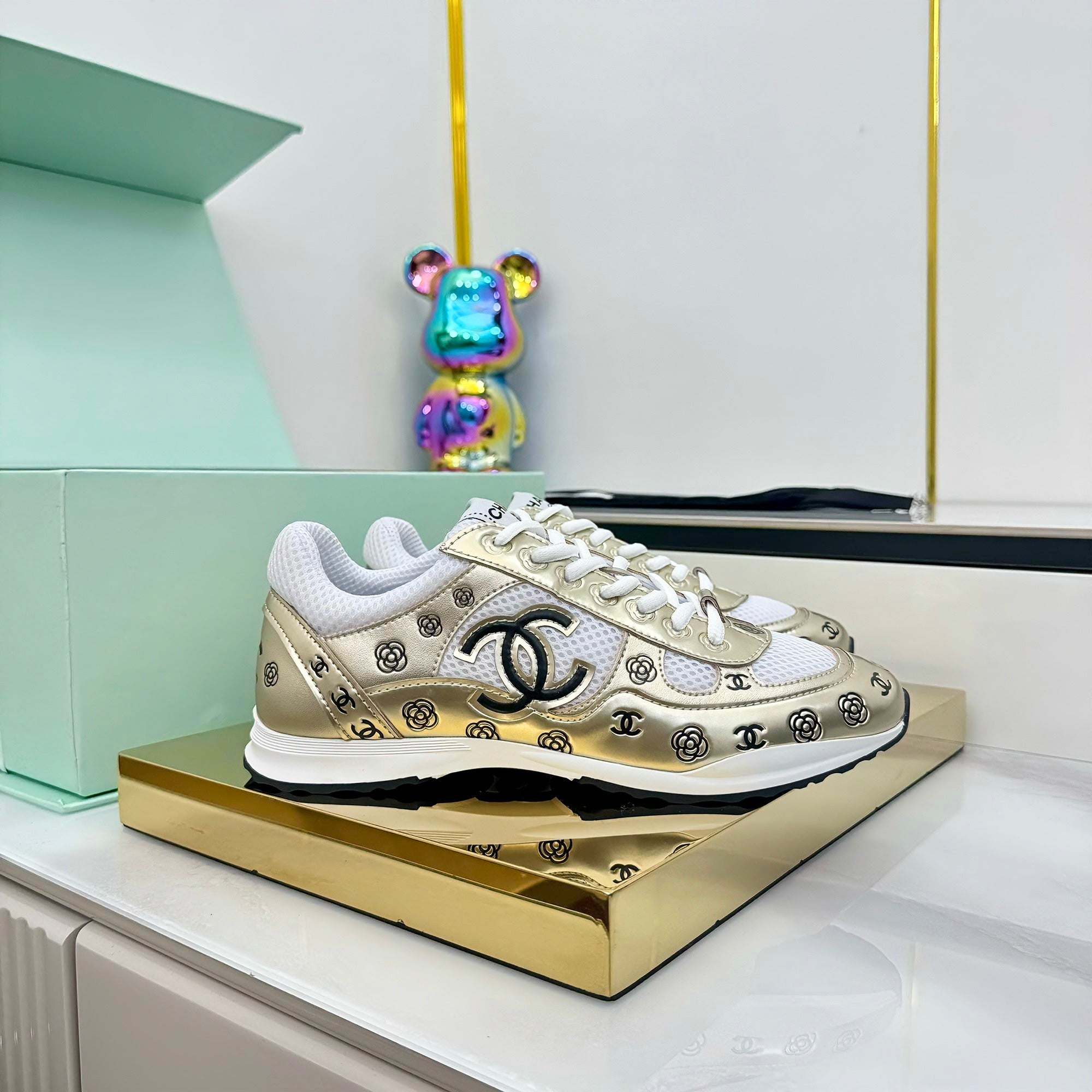 CC 25 Sneaker Gold Cowhide 331215