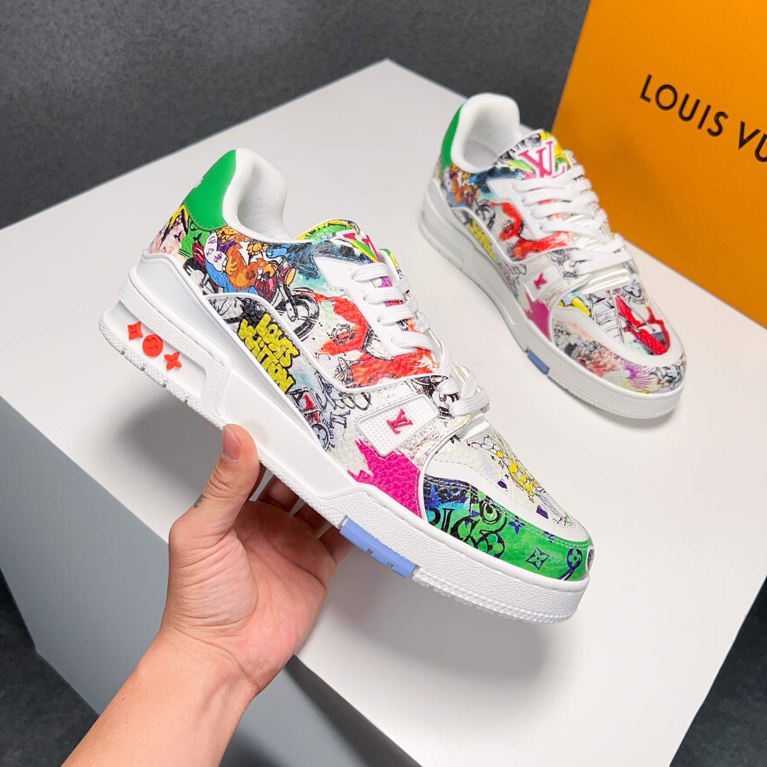 LUV LV TRAINER SNEAKER MULTICOLOR
