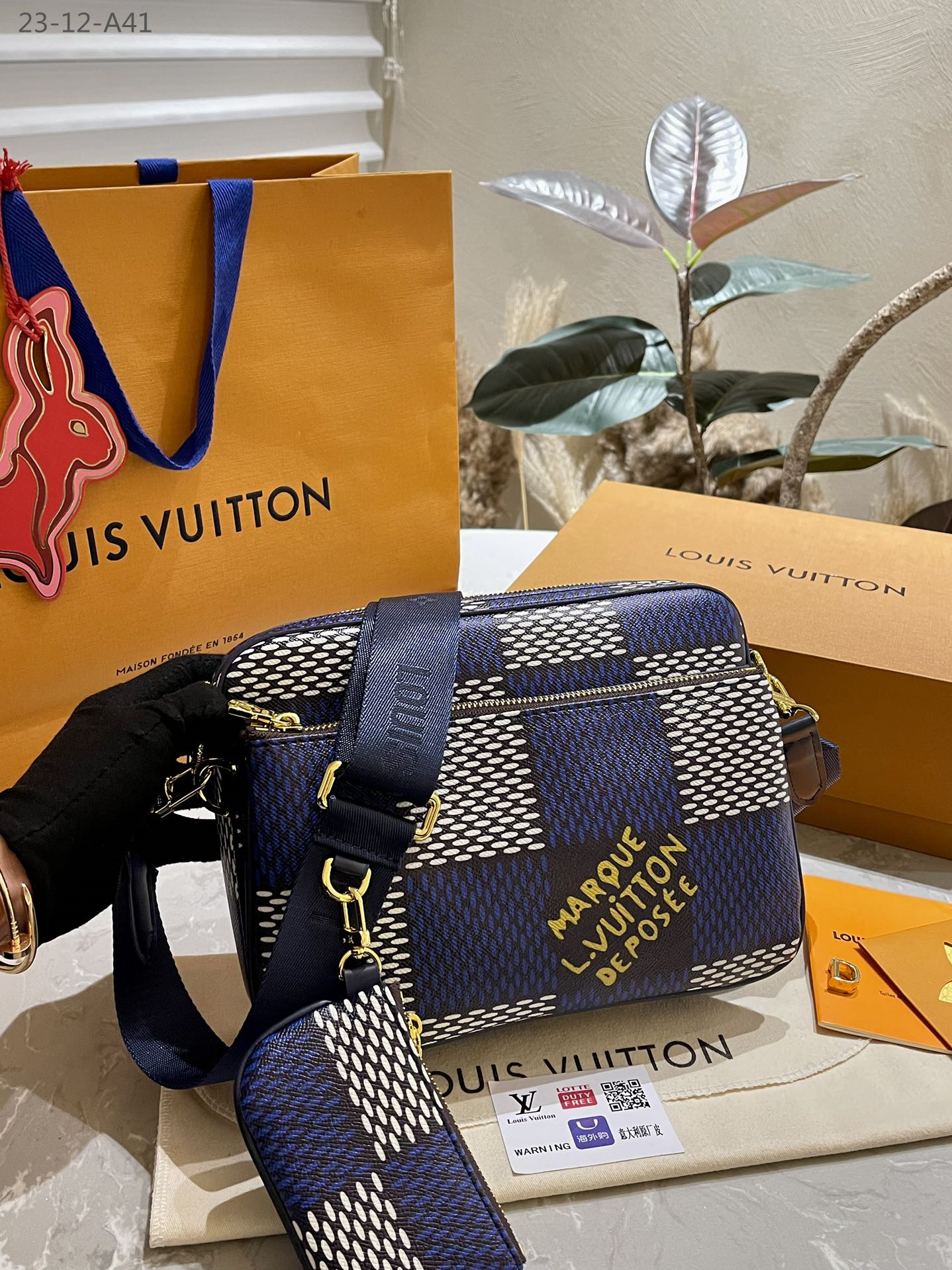 LV TRIO MESSENGER BAG DAMIER BLUE 24CM