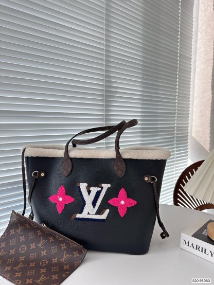 LV SHEARLING MONOGRAM NEVERFULL MM BAG BLACK 33CM