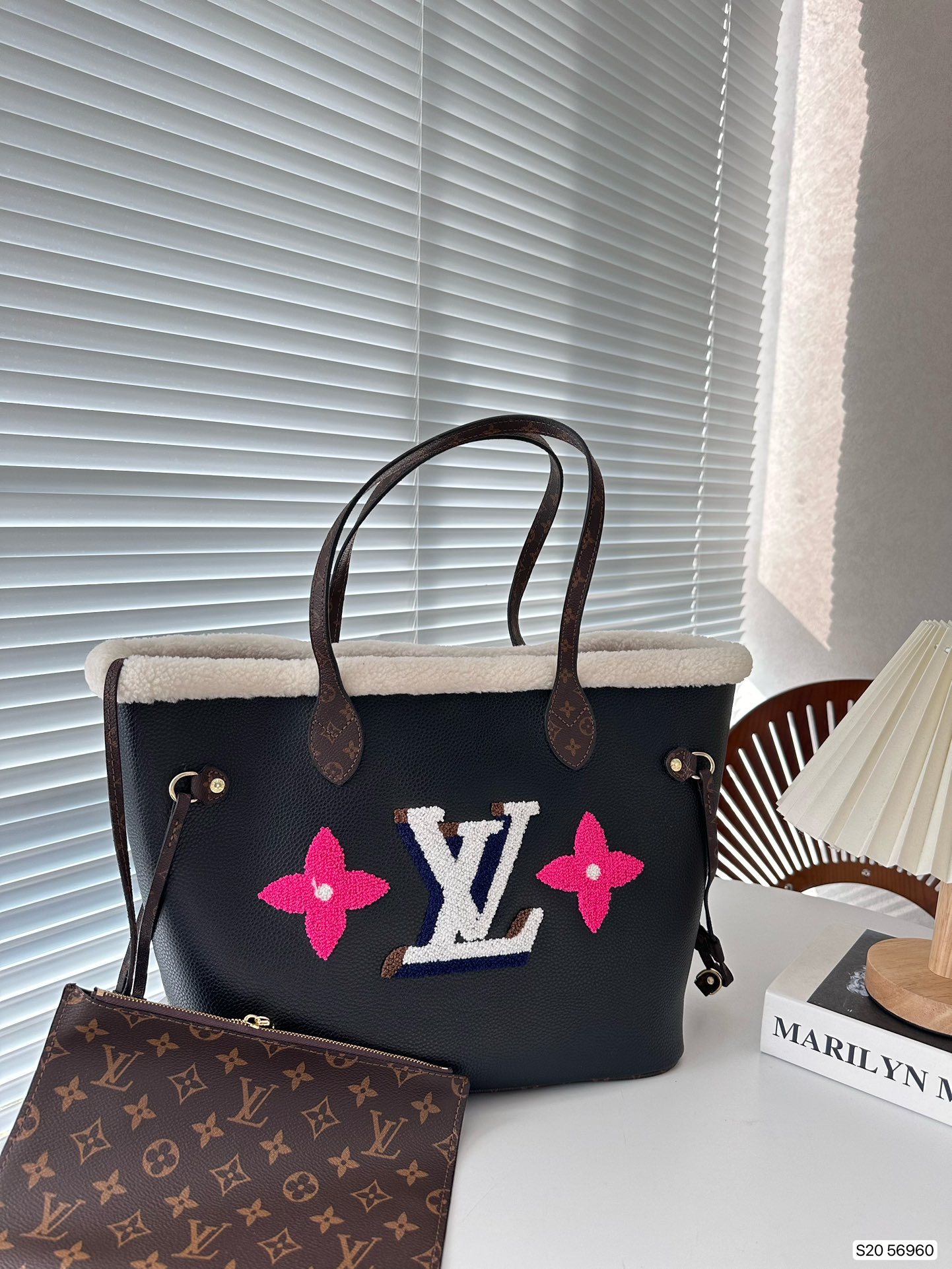 LV SHEARLING MONOGRAM NEVERFULL MM BAG BLACK 33CM