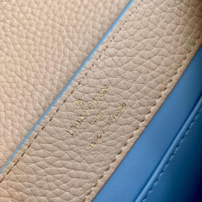 M21689 Capucines MINI Handbag 21cm blue Silk texture cowhide