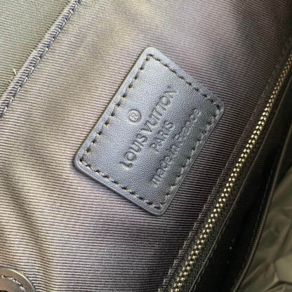 M46331 Christopher Monogram Eclipse Reverse 32cm black grey