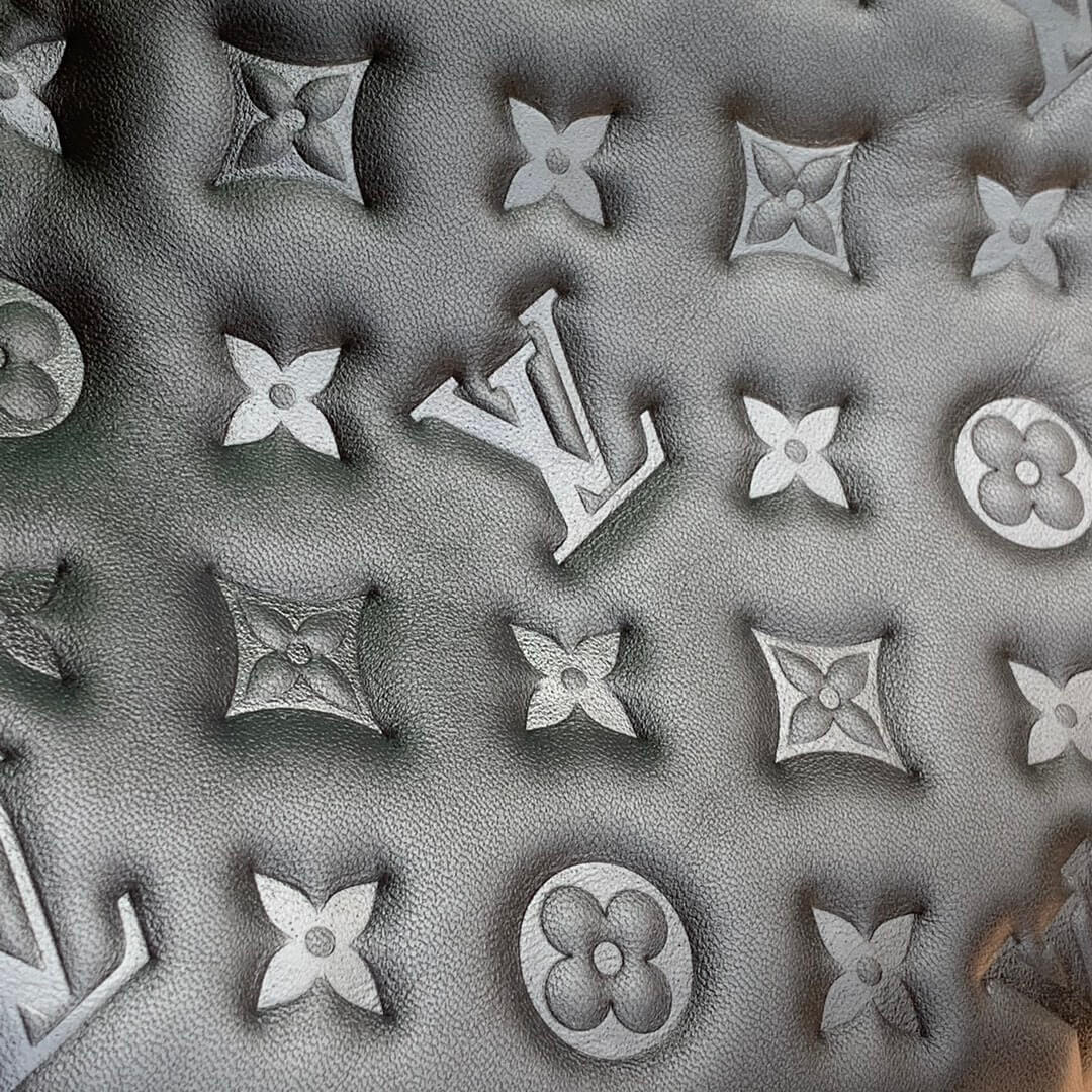 M57790 Coussin Monogram PM 26cm black Female bag All leather