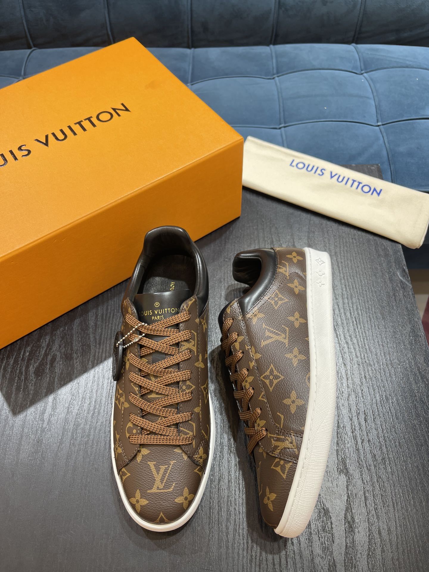 LOUIS VUITTION LUXEMBOURG SNEAKER BROWN