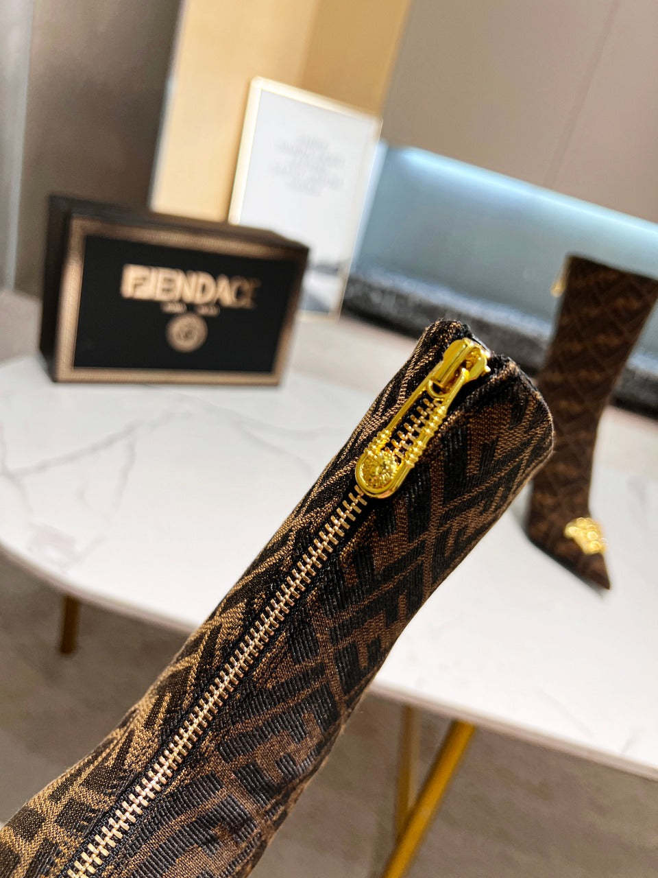 Luxury Shoes - FED - 395