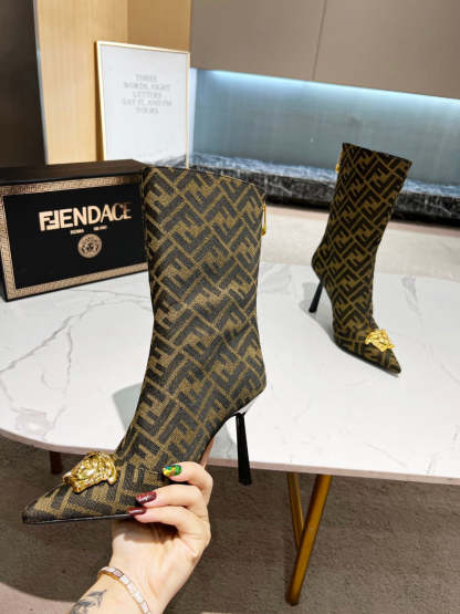 Luxury Shoes - FED - 393