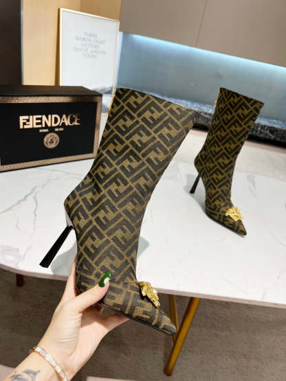 Luxury Shoes - FED - 393