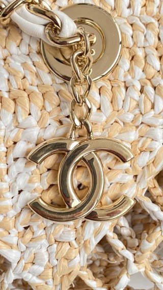 CC 2025 Beach Tote 52 Beige Raffia