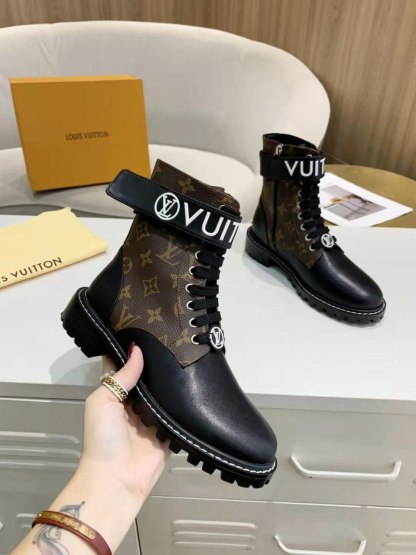Luxury Shoes - LU-V - 888