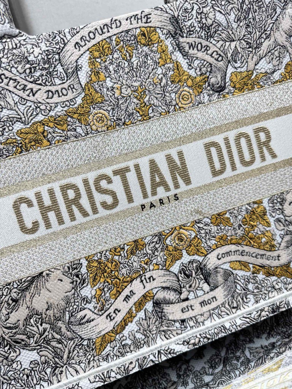 DI Medium Book Tote For Women, Women’s Handbags 14in/36cm CD