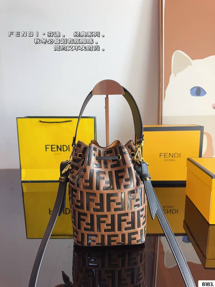 Fendi Mon Tresor Mini-Bag 