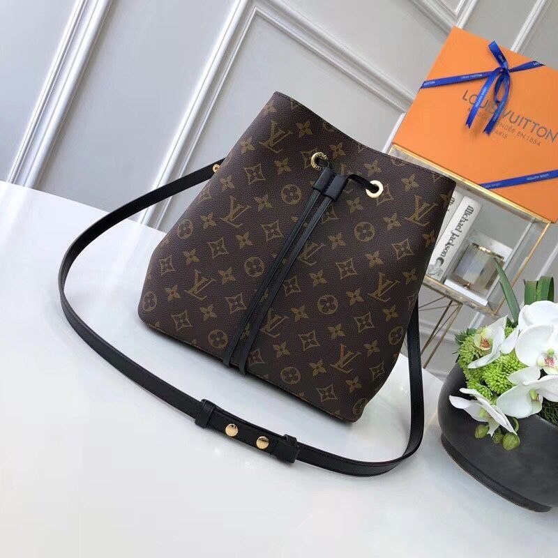 LV Louis Vuitton Neo Noe