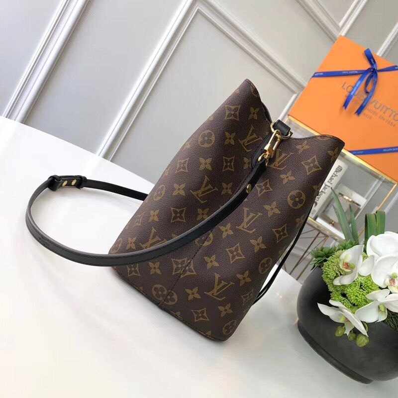 LV Louis Vuitton Neo Noe