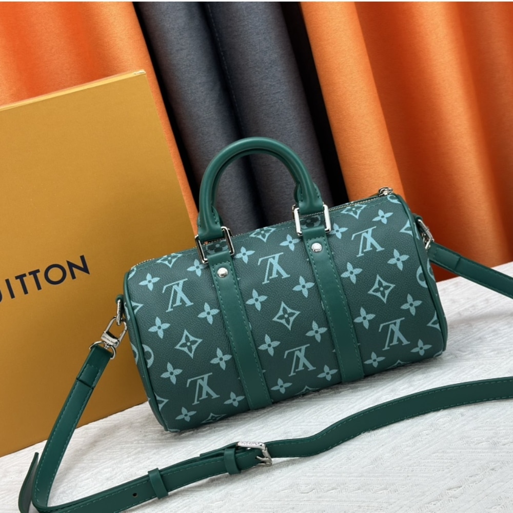 LUV 25CM MONOGRAM GREEN KEEPALL BANDOULIÈRE 25