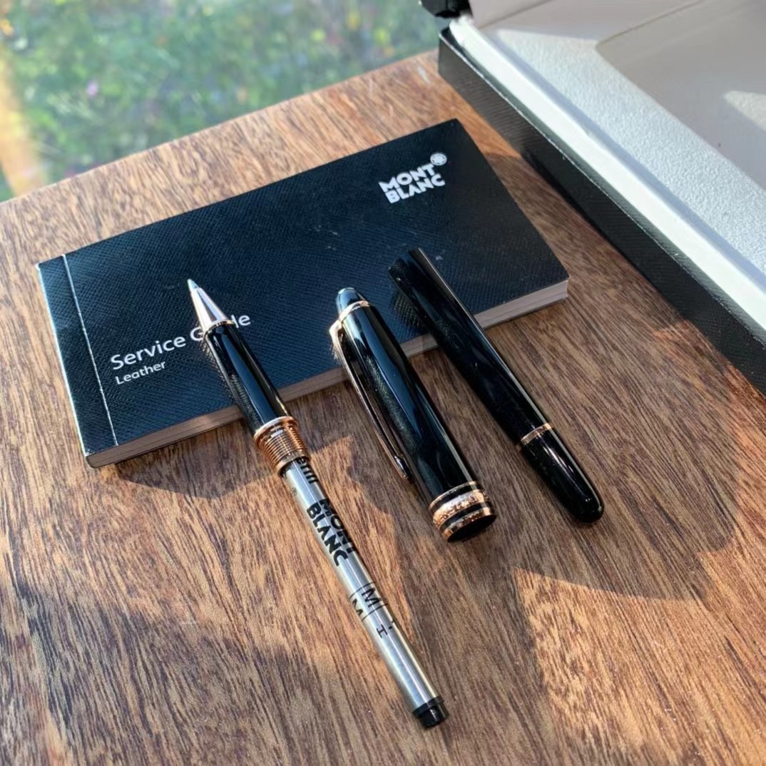 MONTBLANC SET WITH THE  MEISTERSTÜCK BALLPOINT PEN PEN AND WALLET