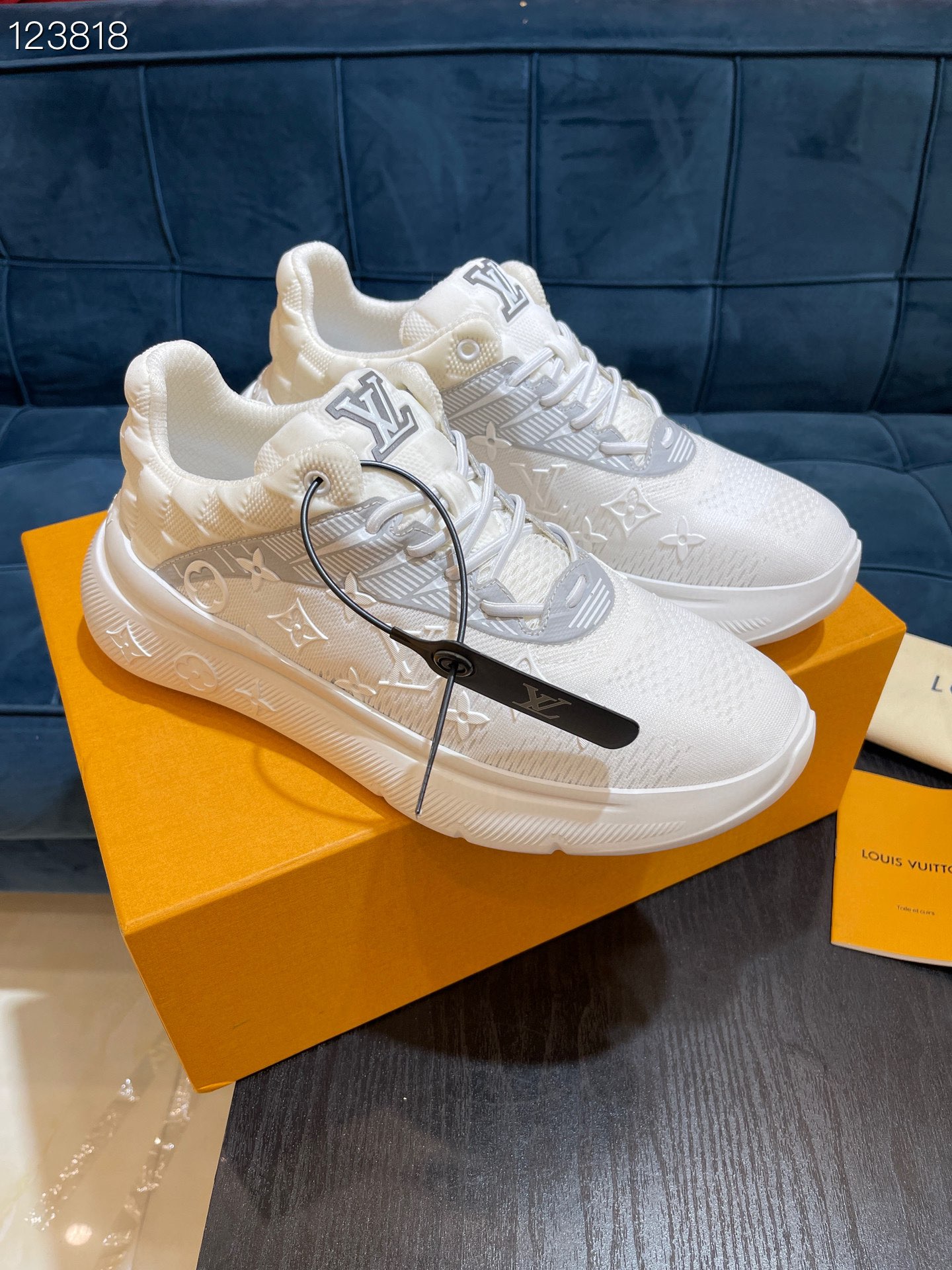 LUV SHOW UP SNEAKER WHITE
