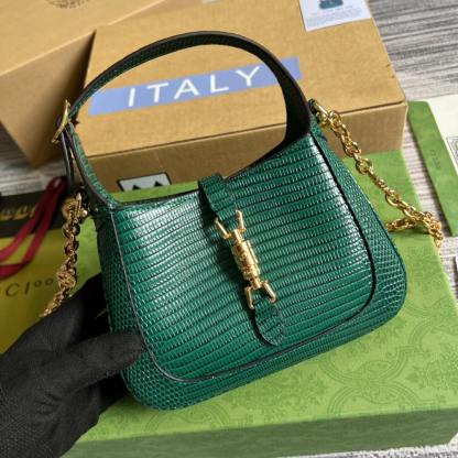 GC 675799 Handbag Leather shoulder bag cross body bags