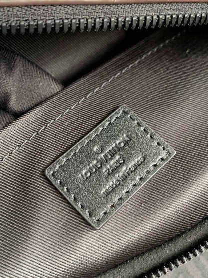 M46246 S LOCK MESSENGER Monogram Macassar purple man bag Sac Plat shoulder bag