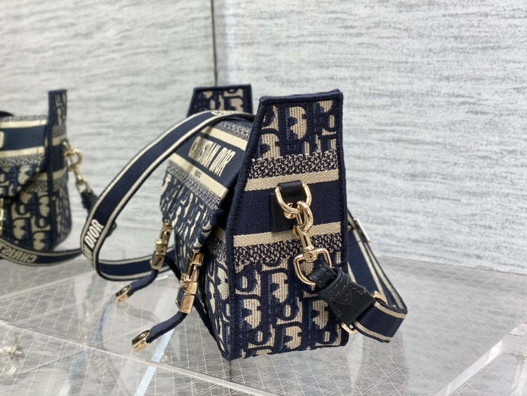 Messenger Bag: New Lock, Leopard Print, Adjustable Strap