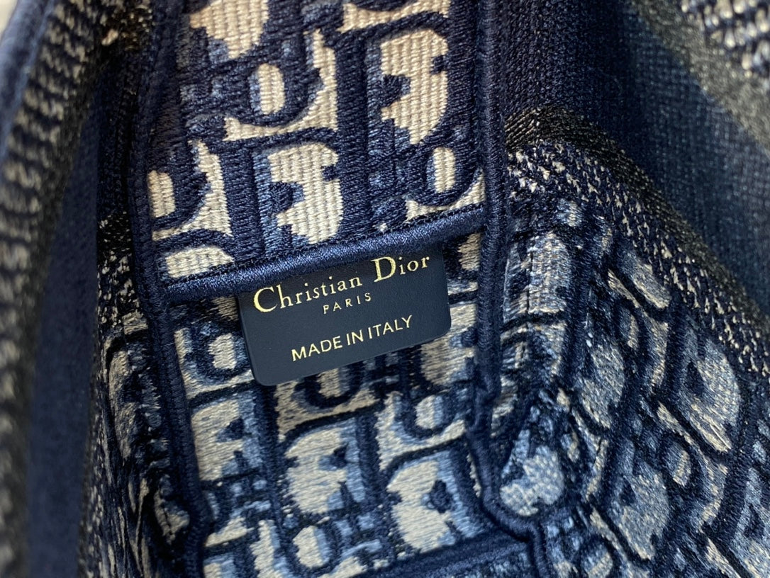 Messenger Bag: New Lock, Leopard Print, Adjustable Strap