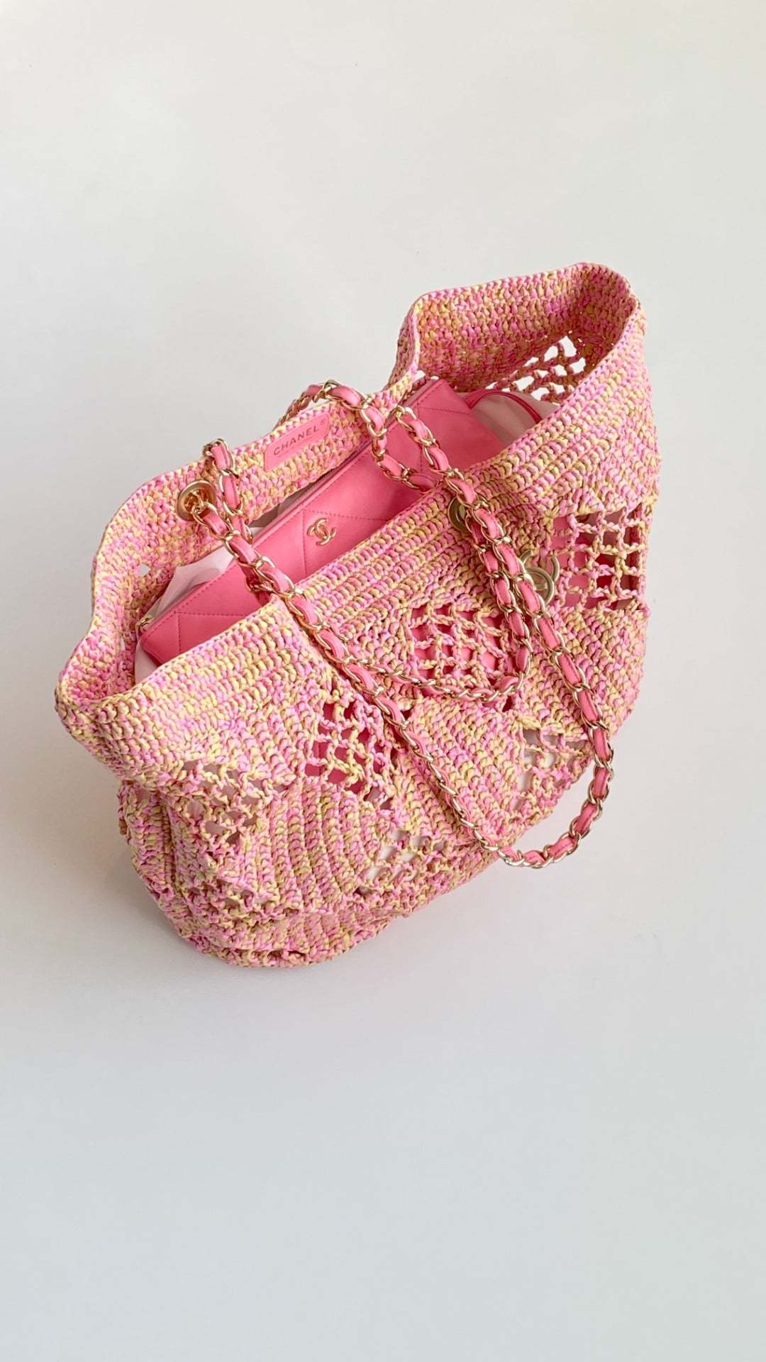 CC 2025 Beach Tote 52 Pink Raffia