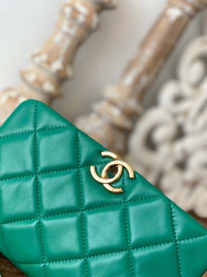 CHL Classic Diamond Flap Bag Green For Women, Women’s Bags 9.1in/23cm