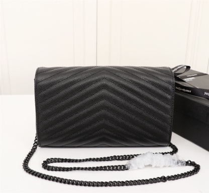 YSL CASSANDRE MATELASSÉ CHAIN WALLET IN GRAIN DE POUDRE EMBOSSED BLACK NOIR 22CM 377828BOW081000