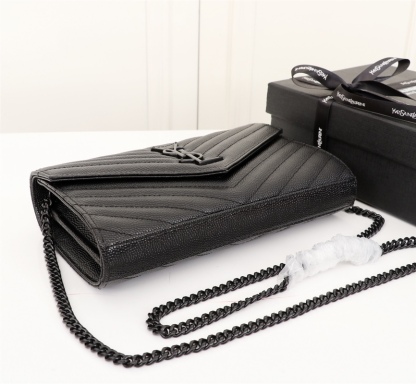 YSL CASSANDRE MATELASSÉ CHAIN WALLET IN GRAIN DE POUDRE EMBOSSED BLACK NOIR 22CM 377828BOW081000