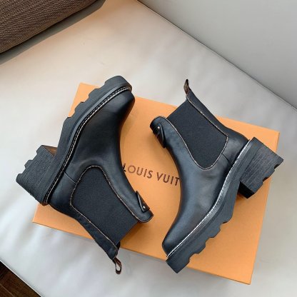 LUV WOMEN’S LV BEAUBOURG ANKLE BOOT BLACK