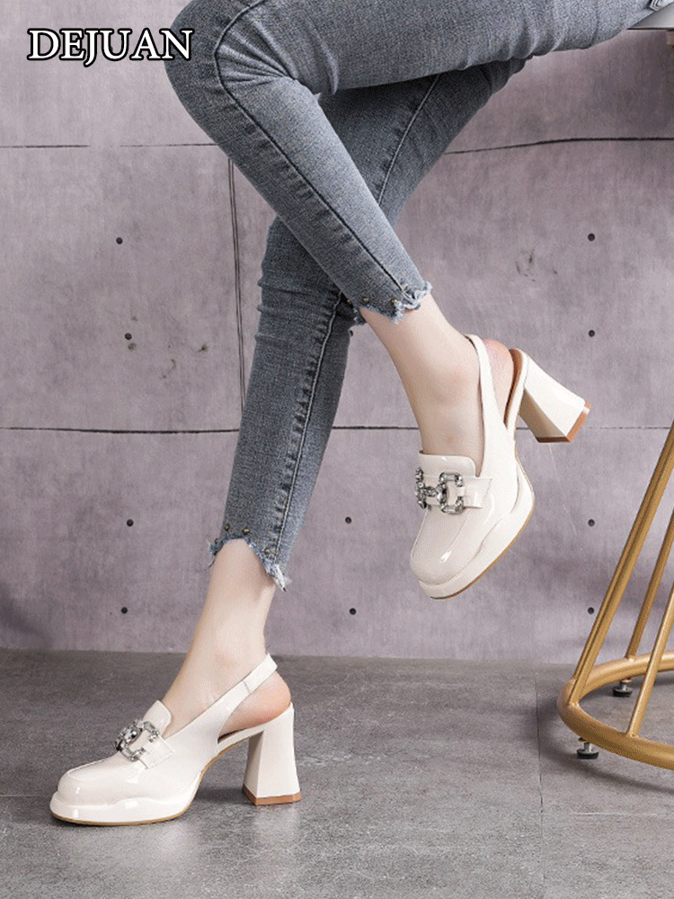 Rhinestone Baotou Zurück Hollow Hochhackige Sandalen