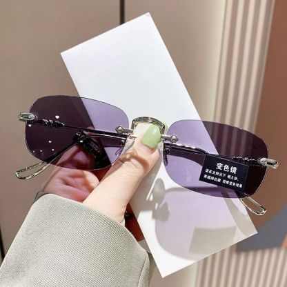 Ultraleichte randlose selbsttönende Lesebrille