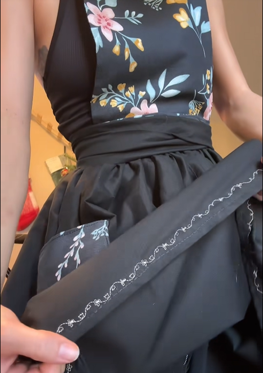 2026 Handmade Floral Holiday Apron-A Gift of Spring