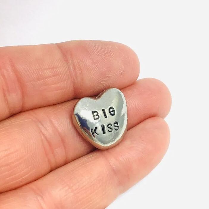 Heart Pocket Hug Love Token