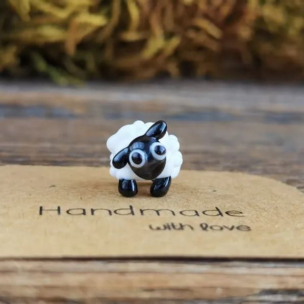 Tiny frog miniature