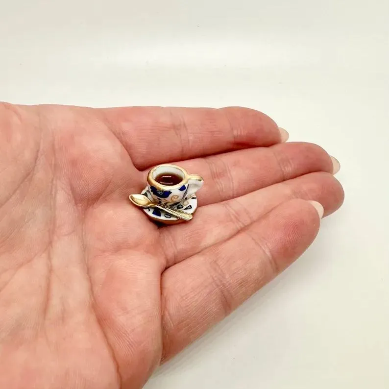 ☕Tea Cup Hinge Head Decoration