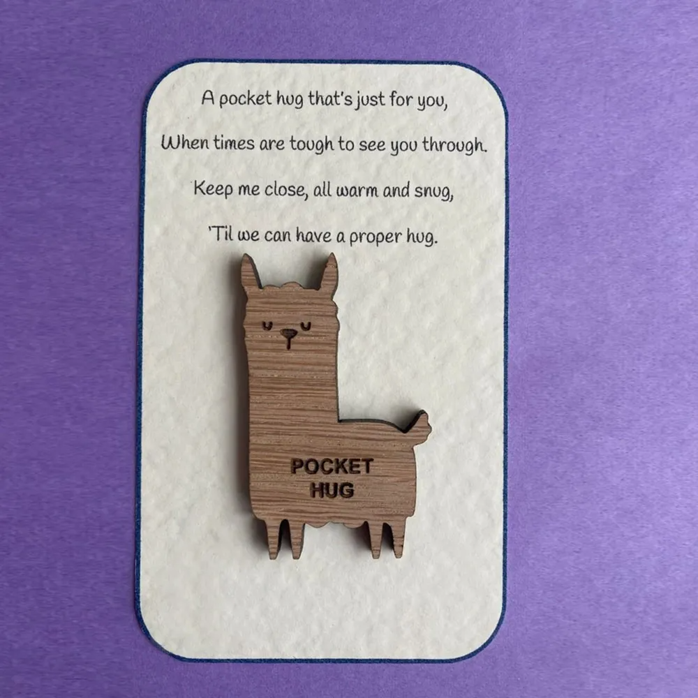💖POCKET HUG WOODEN TOKEN