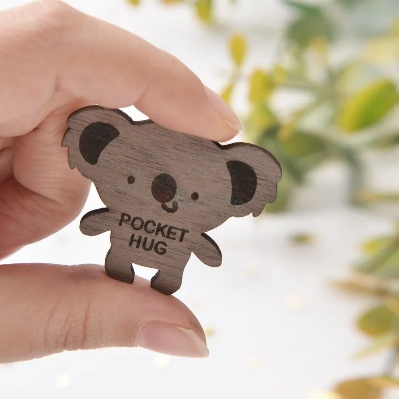 💖POCKET HUG WOODEN TOKEN