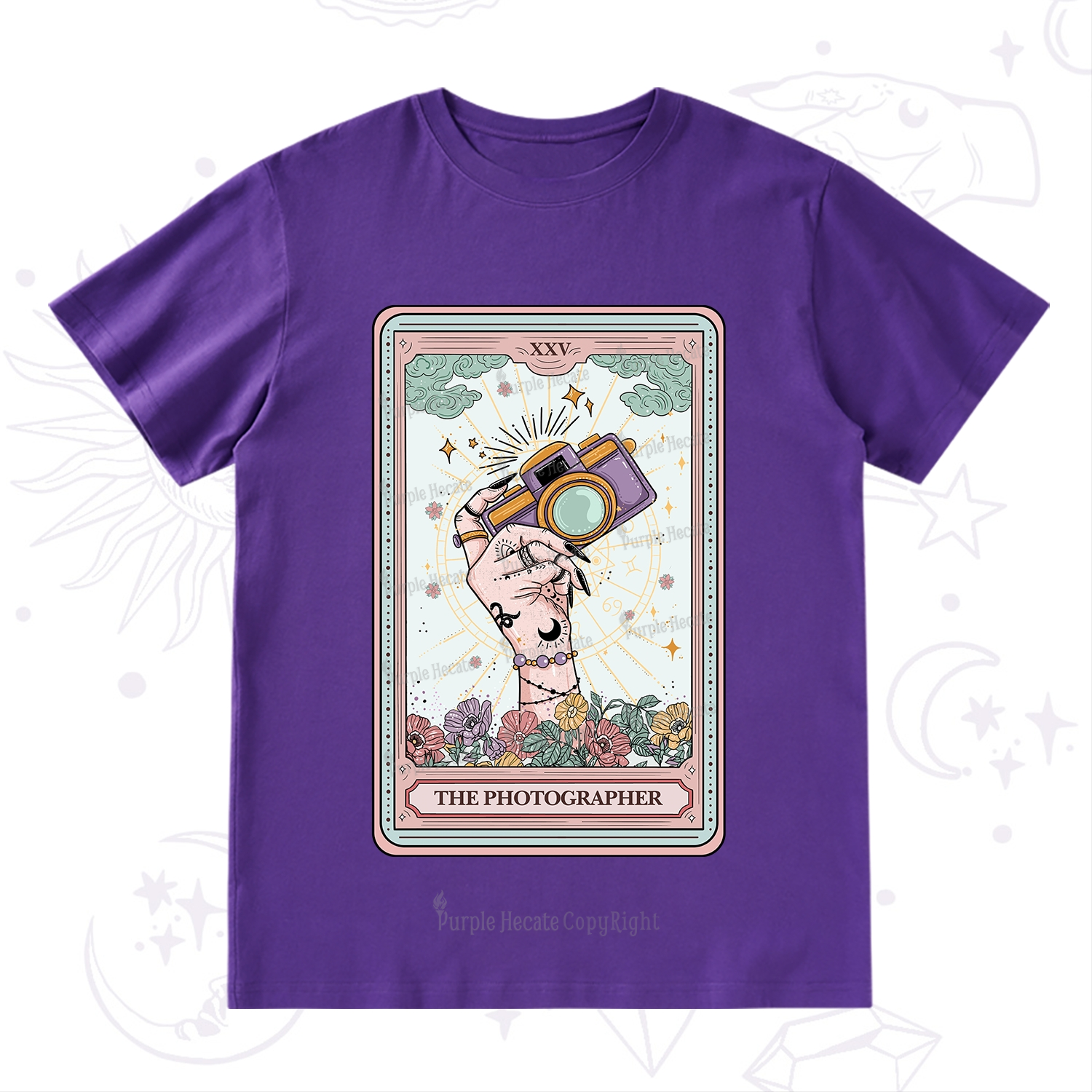 Purplehecate The Photographer Tarot Card T-Shirt