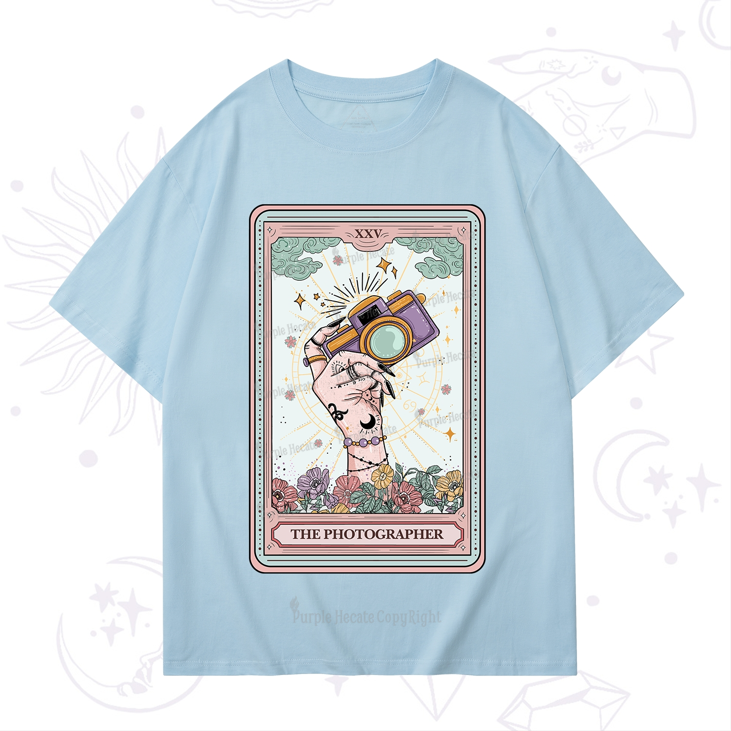 Purplehecate The Photographer Tarot Card T-Shirt